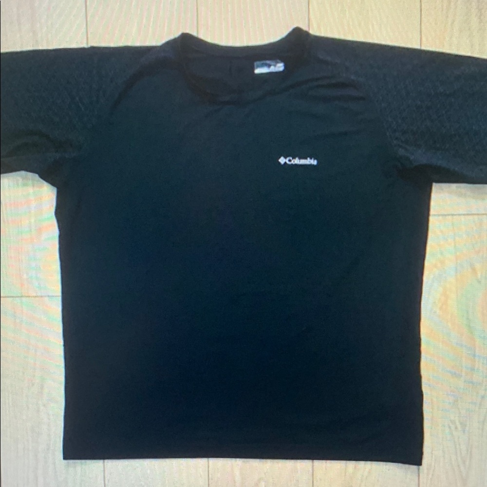 Columbia Men's Black Shirt